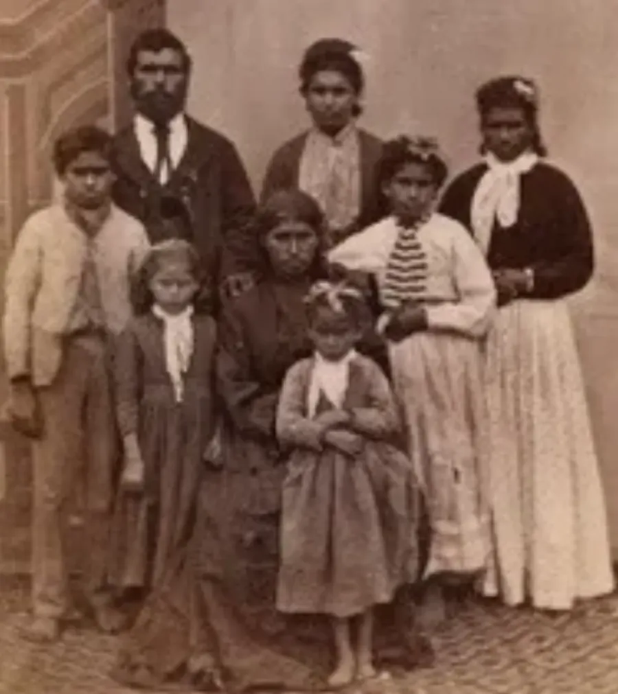 Louisa Briggs and her eight grandchildren
